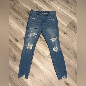 American eagle distressed Jeans